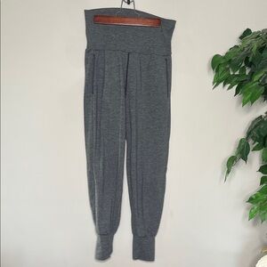 Aerie American Eagle Gray Women's Pants